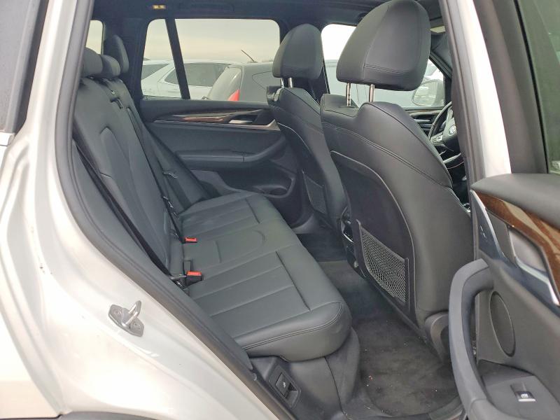 Photo 11 from auction – 2019 BMW X3 XDRIVE3 with VIN 5UXTR9C55KLR07633