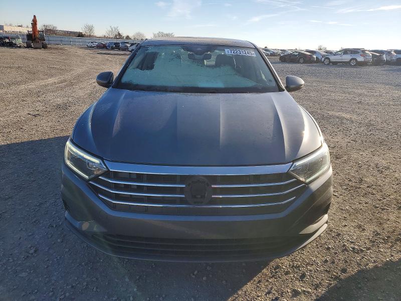 Photo 5 from auction – 2019 VOLKSWAGEN JETTA SEL with VIN 3VWEB7BU3KM244716