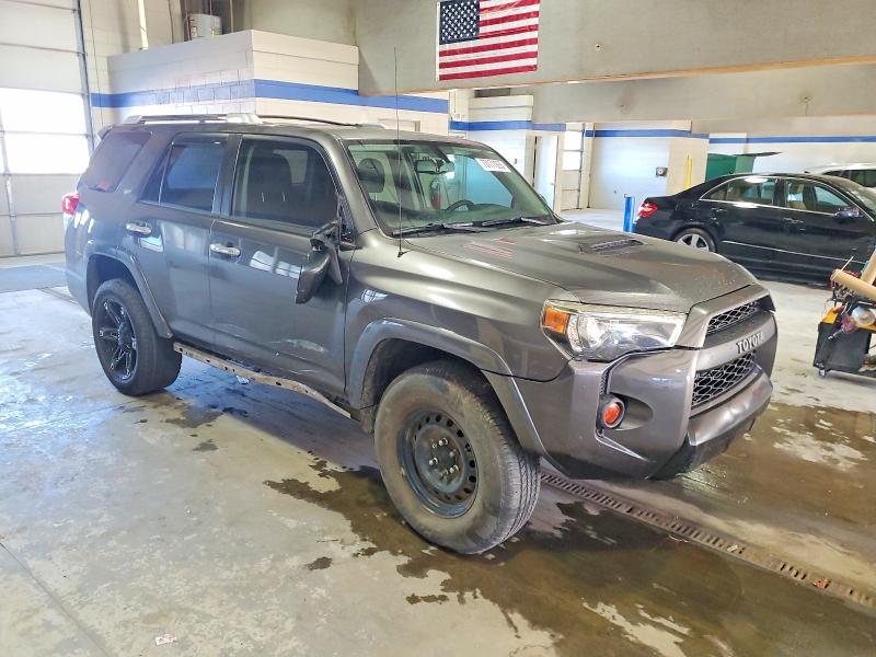 Photo 4 from auction – 2010 TOYOTA 4RUNNER SR with VIN JTEBU5JR1A5018031