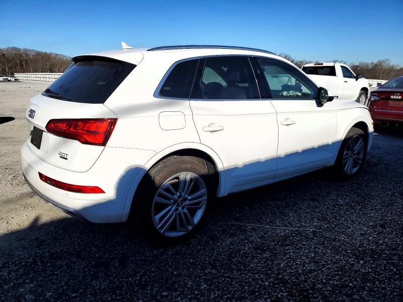 Photo 3 from auction – 2018 AUDI Q5 PREMIUM with VIN WA1BNAFY3J2247669