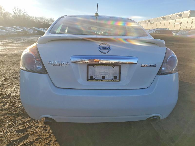Photo 6 from auction – 2011 NISSAN ALTIMA HYB with VIN 1N4CL2AP1BC185498