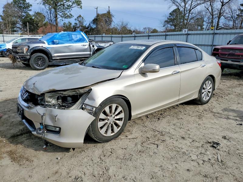 HONDA ACCORD EXL 2013 with VIN 1HGCR2F85DA128750 - Photo from auction
