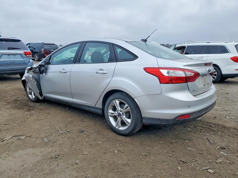 Photo 2 from auction – 2013 FORD FOCUS SE with VIN 1FADP3F29DL333363