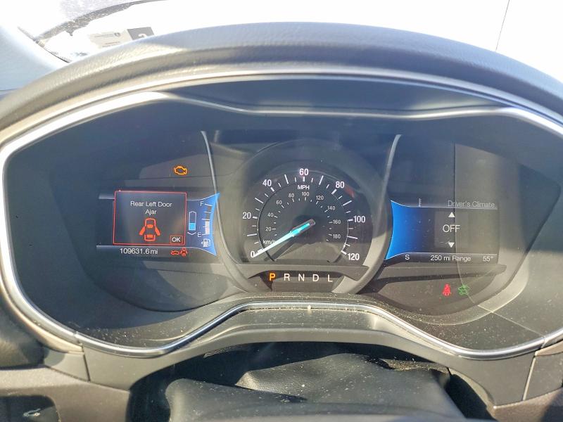 Photo 9 from auction – 2016 FORD FUSION SE with VIN 3FA6P0PU7GR305915