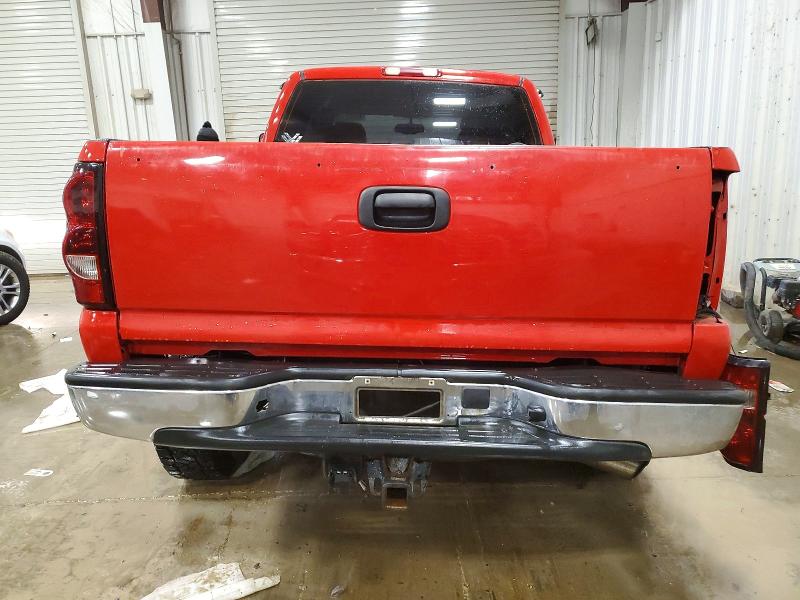 Photo 6 from auction – 2004 CHEVROLET SILVERADO with VIN 1GCHK29194E183914