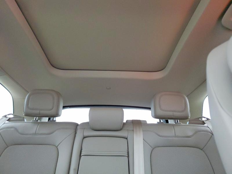 Photo 10 from auction – 2022 LINCOLN CORSAIR with VIN 5LMCJ1C95NUL29554