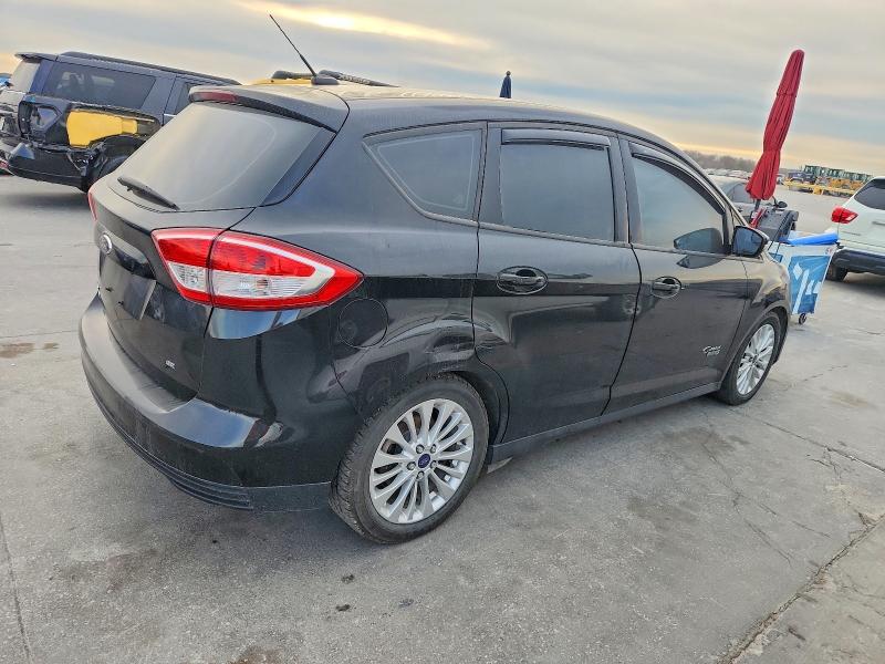 Photo 3 from auction – 2017 FORD C-MAX SE with VIN 1FADP5EU1HL111114