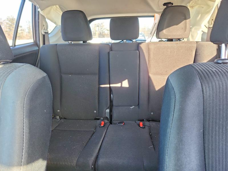 Photo 10 from auction – 2017 TOYOTA RAV4 with VIN JTMZFREV0HJ140313
