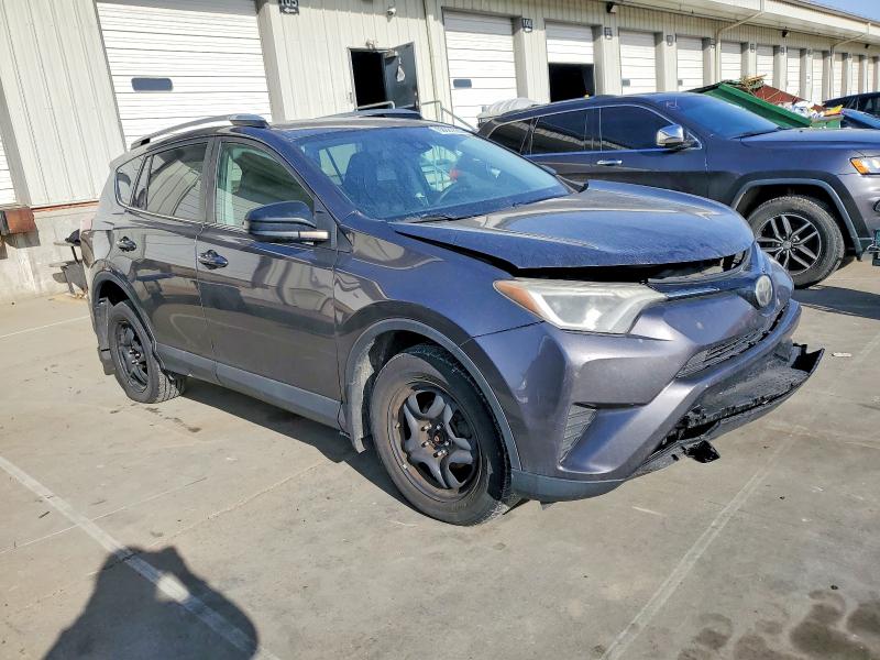 Photo 4 from auction – 2017 TOYOTA RAV4 LE with VIN 2T3BFREV6HW616972