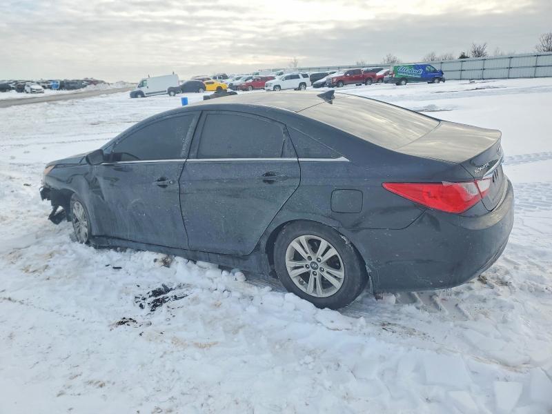 Photo 2 from auction – 2013 HYUNDAI SONATA with VIN 5NPEB4AC2DH639828