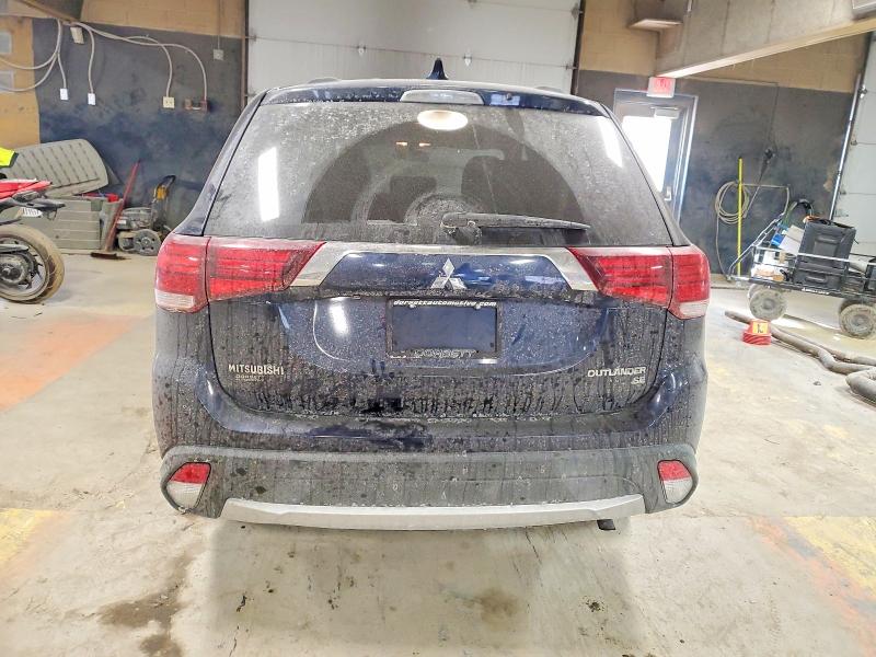 Photo 6 from auction – 2018 MITSUBISHI OUTLANDER with VIN JA4AD3A33JZ048733