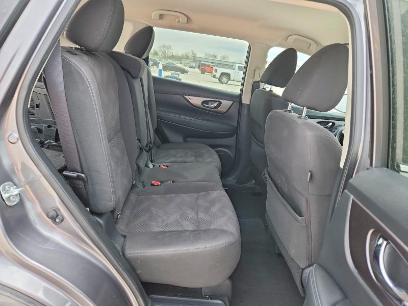 Photo 11 from auction – 2016 NISSAN ROGUE S with VIN KNMAT2MV7GP674936