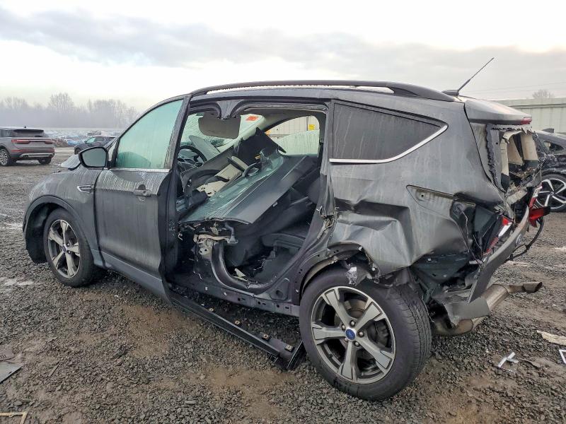 Photo 2 from auction – 2017 FORD ESCAPE with VIN 1FMCU9GD8HUC70978
