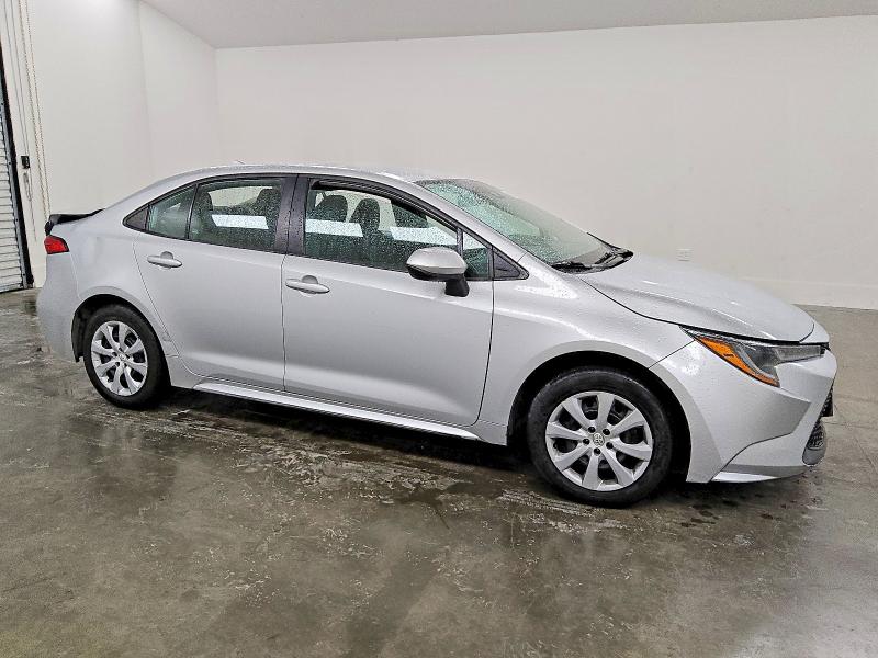 Photo 4 from auction – 2021 TOYOTA COROLLA LE with VIN 5YFEPMAE4MP206906