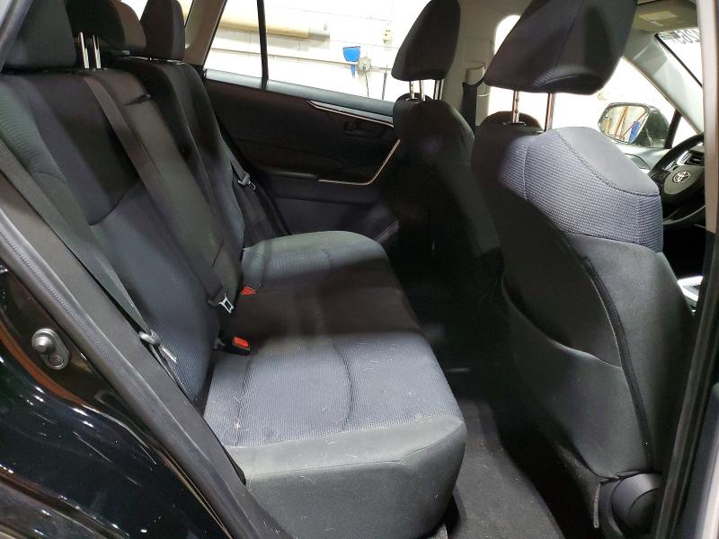 Photo 11 from auction – 2019 TOYOTA RAV4 LE with VIN JTMF1RFVXKD516408