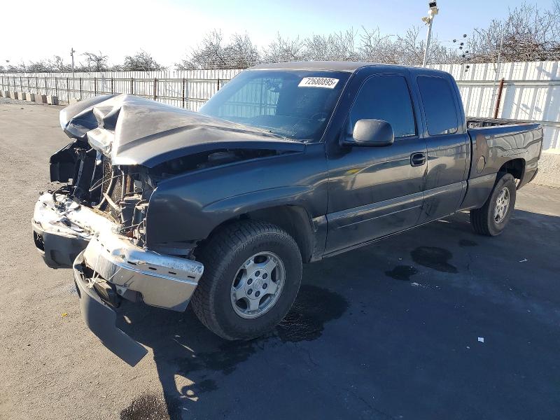CHEVROLET SILVERADO 2004 with VIN 1GCEC19V74E384739 - Photo from auction