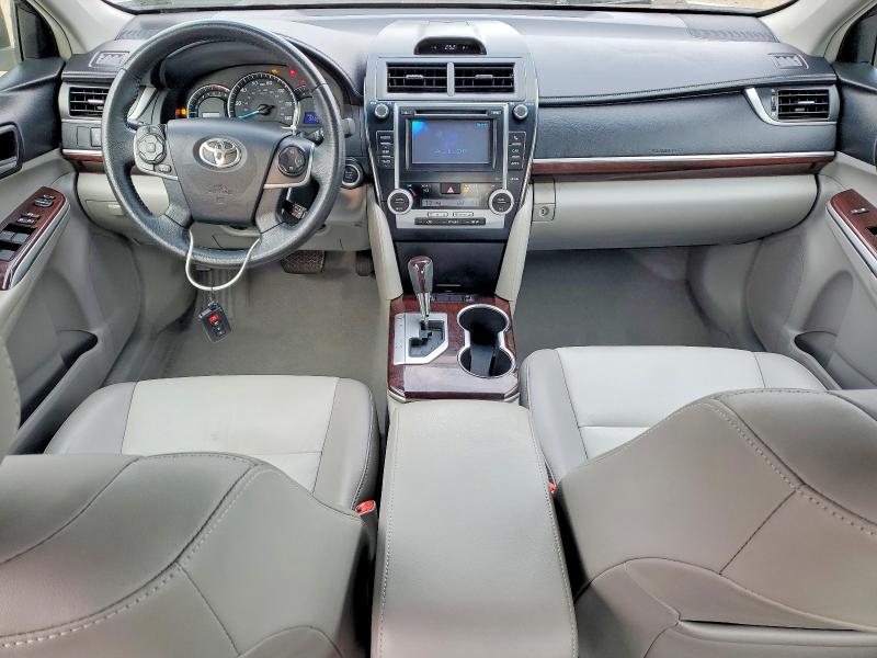 Photo 8 from auction – 2012 TOYOTA CAMRY with VIN 4T1BK1FK4CU001646