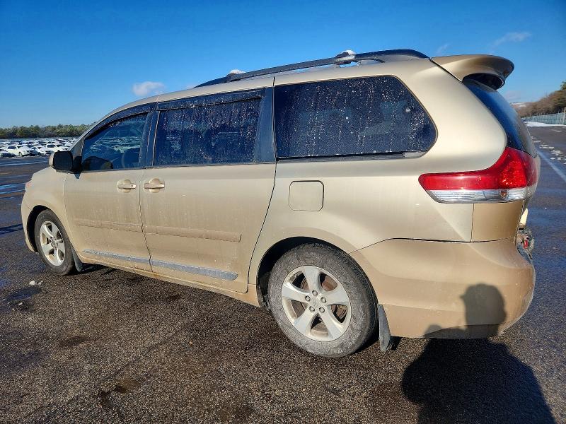 Photo 2 from auction – 2013 TOYOTA SIENNA LE with VIN 5TDKK3DC6DS369019