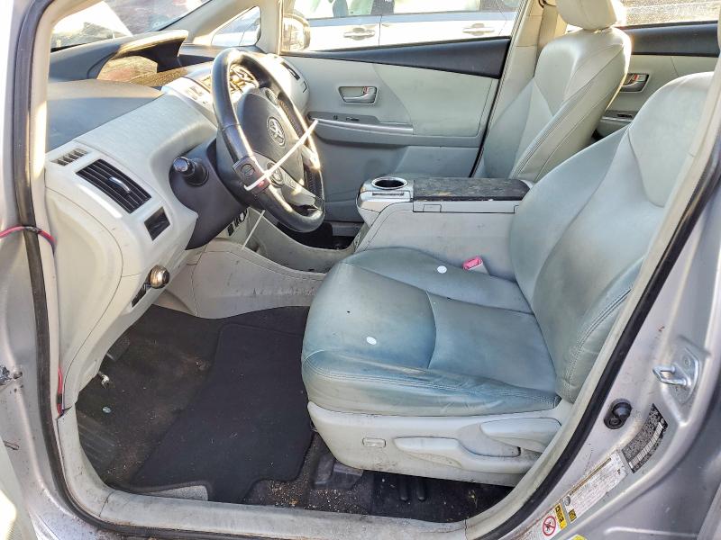 Photo 7 from auction – 2013 TOYOTA PRIUS V with VIN JTDZN3EU9D3239010