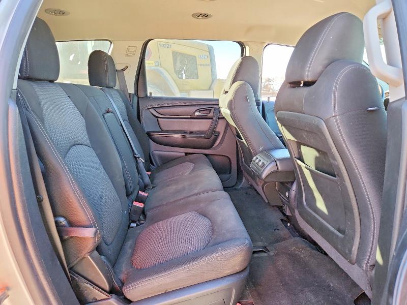 Photo 11 from auction – 2017 CHEVROLET TRAVERSE L with VIN 1GNKRGKD4HJ159348