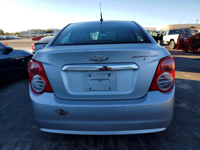Photo 6 from auction – 2012 CHEVROLET SONIC with VIN 1G1JE5SHXC4165663