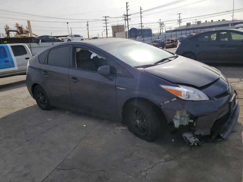 Photo 4 from auction – 2015 TOYOTA PRIUS with VIN JTDKN3DU6F0473290