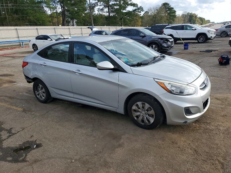 Photo 4 from auction – 2015 HYUNDAI ACCENT GLS with VIN KMHCT4AE3FU907490