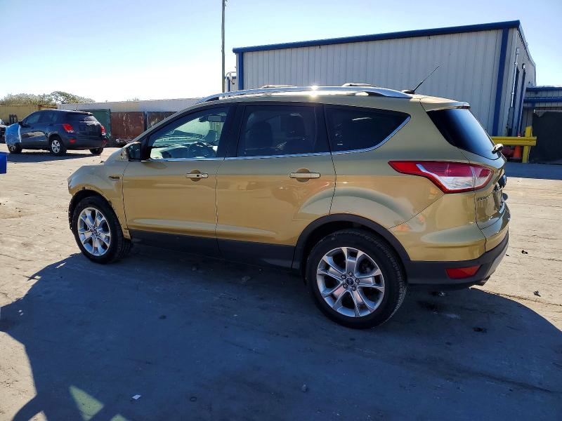 Zdjęcie 2 z aukcji – 2014 FORD ESCAPE TIT z VIN 1FMCU9J95EUC21639
