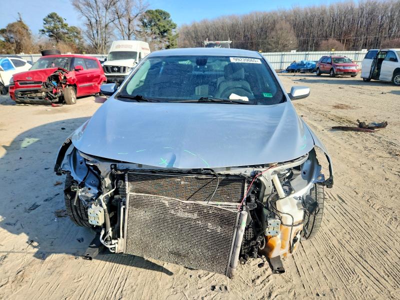 Photo 5 from auction – 2018 CHEVROLET MALIBU LT with VIN 1G1ZD5ST8JF268172