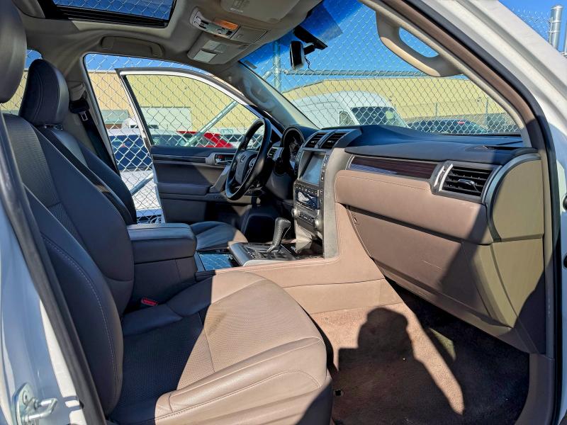 Photo 5 from auction – 2017 LEXUS GX 460 with VIN JTJBM7FX3H5167040