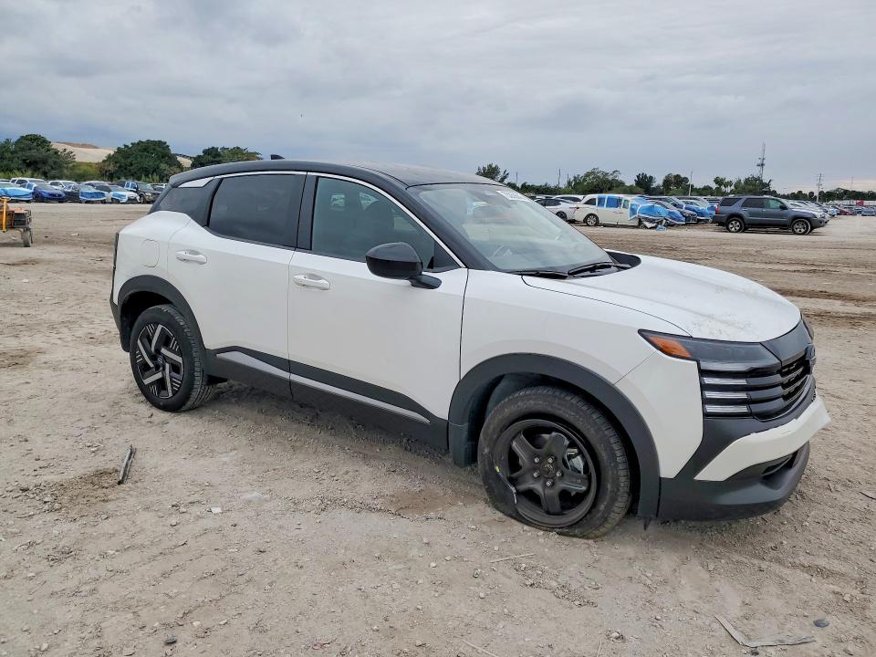 Photo 4 from auction – 2025 NISSAN KICKS with VIN 3N8AP6CA4SL414836