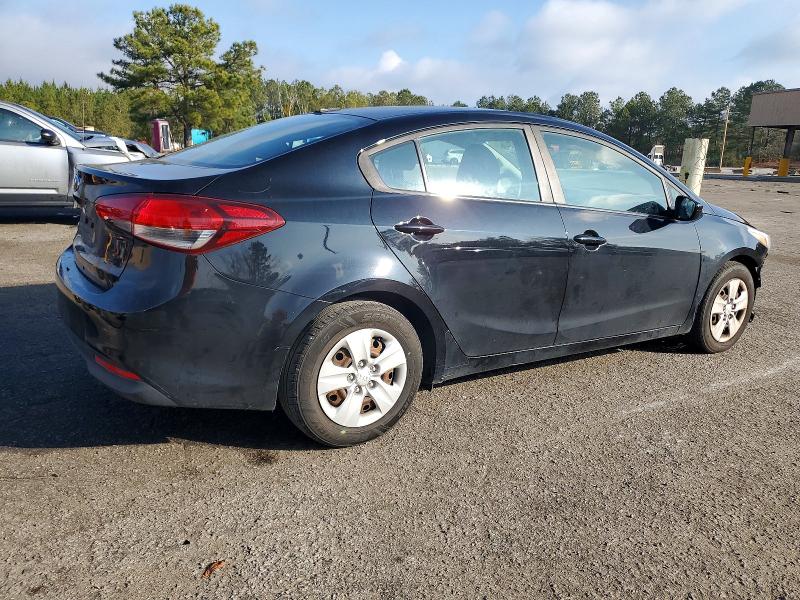 Photo 3 from auction – 2018 KIA FORTE with VIN 3KPFK4A72JE204119