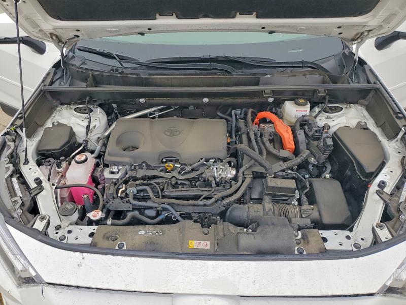 Photo 11 from auction – 2024 TOYOTA RAV4 LE with VIN JTMMWRFV4RD258809