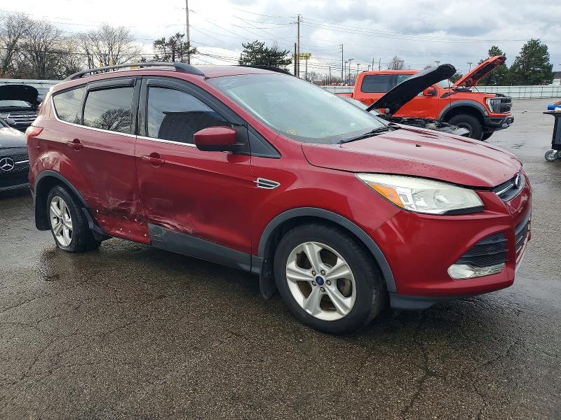 صورة رقم 4 من المزاد - 2014 FORD ESCAPE SE مع VIN 1FMCU0GX4EUE37189