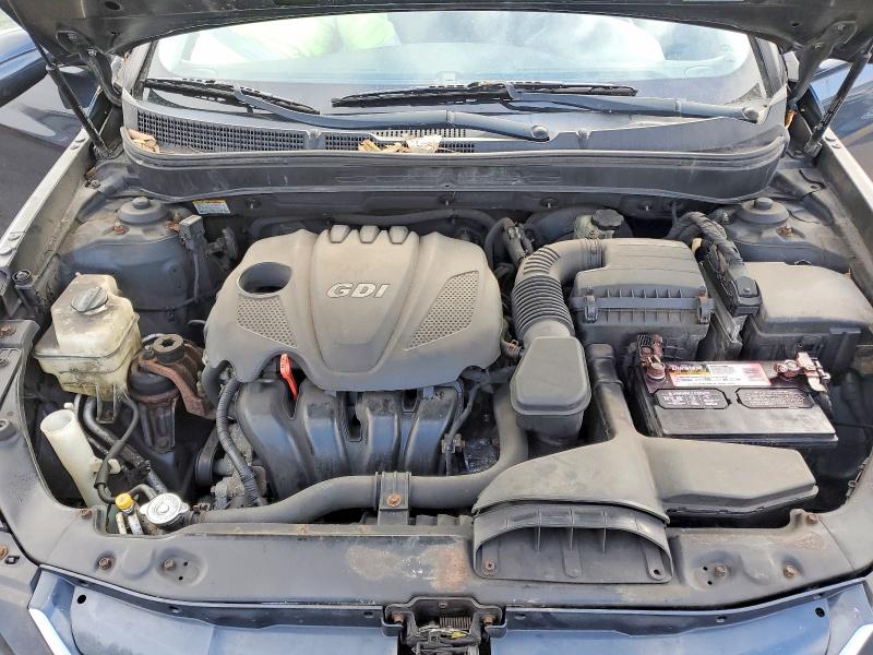 Photo 11 from auction – 2011 HYUNDAI SONATA GLS with VIN 5NPEB4AC4BH053211