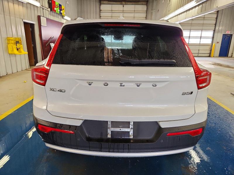 Photo 6 from auction – 2023 VOLVO XC40 CORE with VIN YV4L12UK2P2029173
