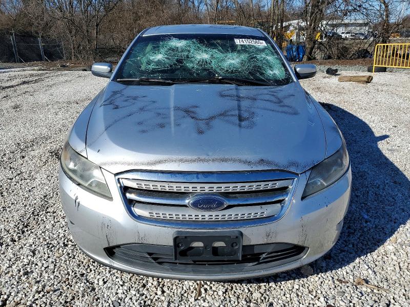 Photo 5 from auction – 2010 FORD TAURUS with VIN 1FAHP2EW1AG131962