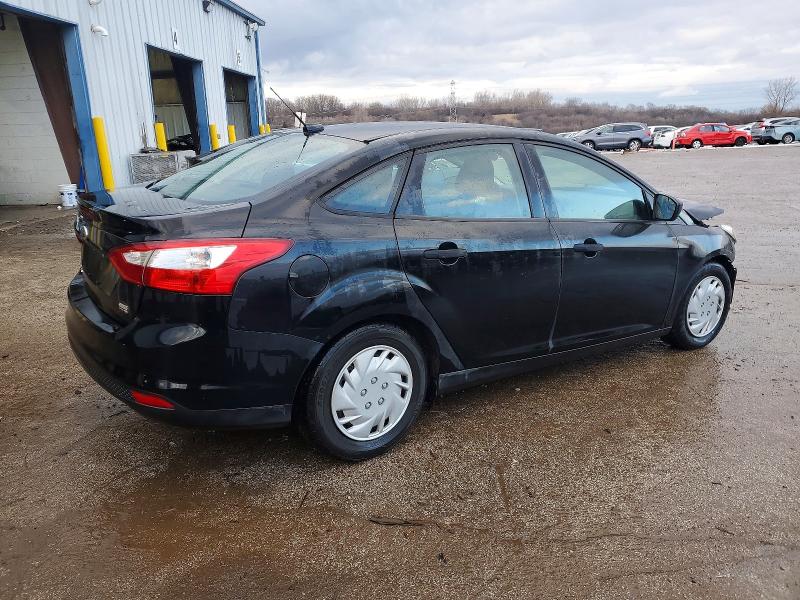 Photo 3 from auction – 2012 FORD FOCUS with VIN 1FAHP3E21CL225496