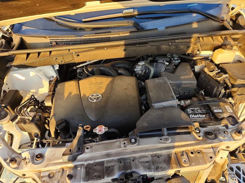 Photo 12 from auction – 2019 TOYOTA HIGHLANDER with VIN 5TDZZRFH9KS291063