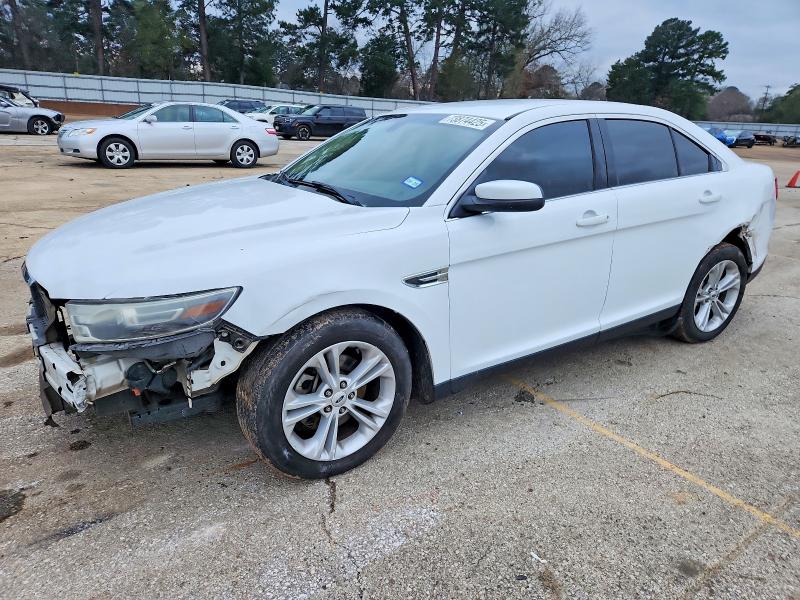 FORD TAURUS 2015 with VIN 1FAHP2E82FG192245 - Photo from auction