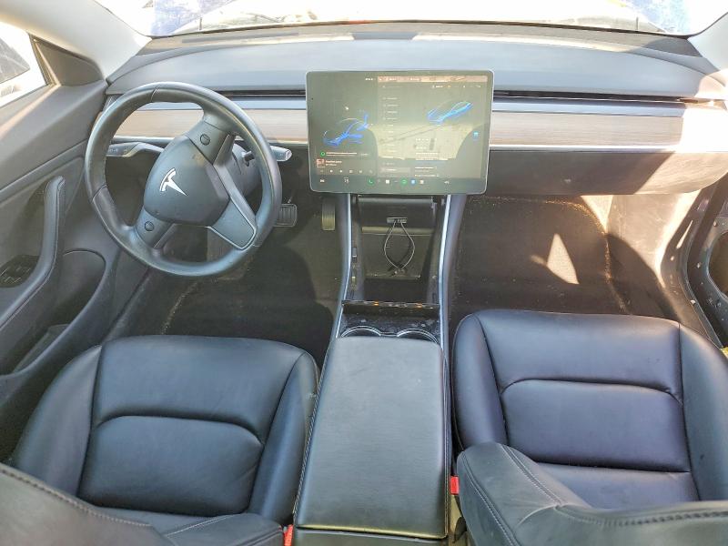 Photo 8 from auction – 2018 TESLA MODEL 3 with VIN 5YJ3E1EA7JF075724