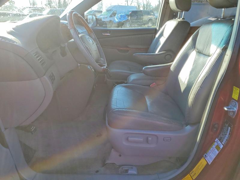 صورة رقم 7 من المزاد - 2010 TOYOTA SIENNA مع VIN 5TDDK4CC4AS030609