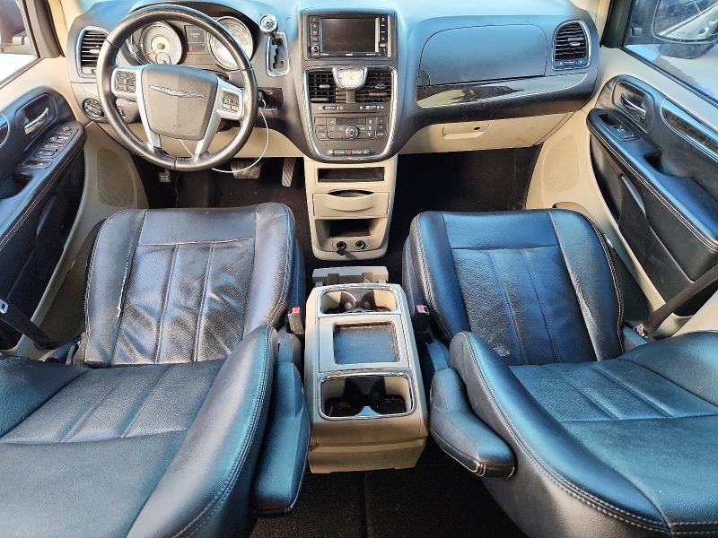 Photo 8 from auction – 2012 CHRYSLER TOWN & COU with VIN 2C4RC1BG8CR320272