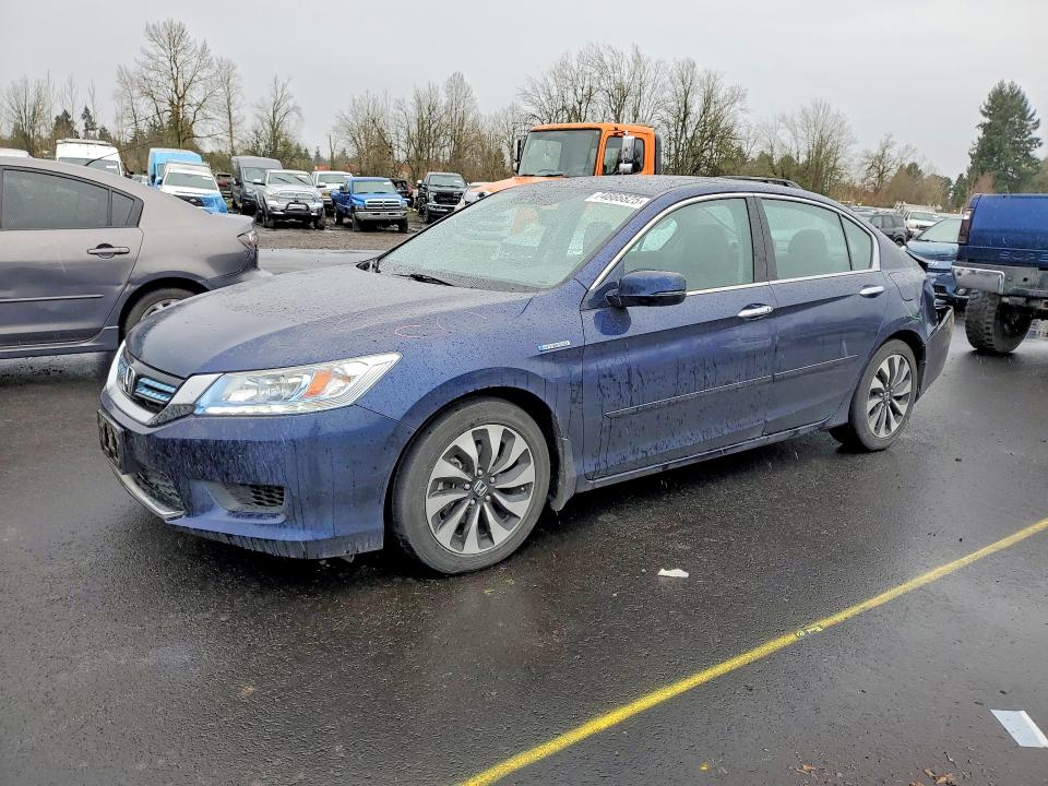 Photo 1 from auction – 2015 HONDA ACCORD TOU with VIN 1HGCR6F78FA007552