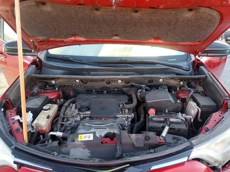 Photo 12 from auction – 2017 TOYOTA RAV4 LE with VIN JTMZFREV9HJ133697