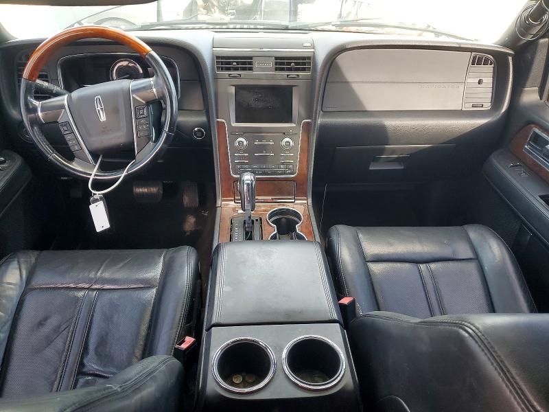 Photo 8 from auction – 2015 LINCOLN NAVIGATOR with VIN 5LMJJ2JT5FEJ13372