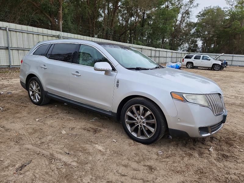 Photo 4 from auction – 2011 LINCOLN MKT with VIN 2LMHJ5AT3BBJ51020