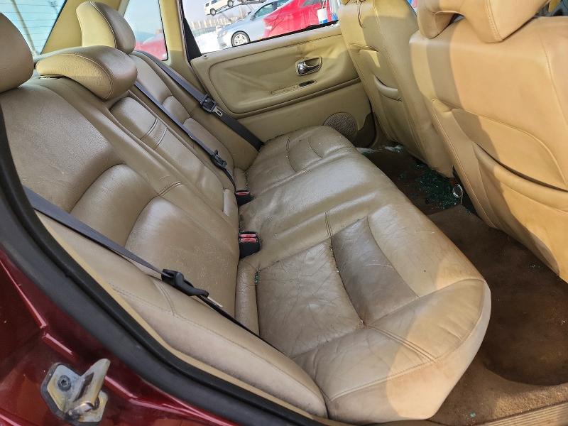 Photo 10 from auction – 2000 VOLVO S70 BASE with VIN YV1LS61J4Y2628753