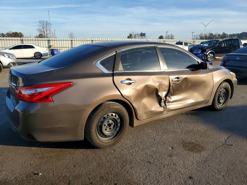 Photo 3 from auction – 2016 NISSAN ALTIMA with VIN 1N4AL3APXGN355284