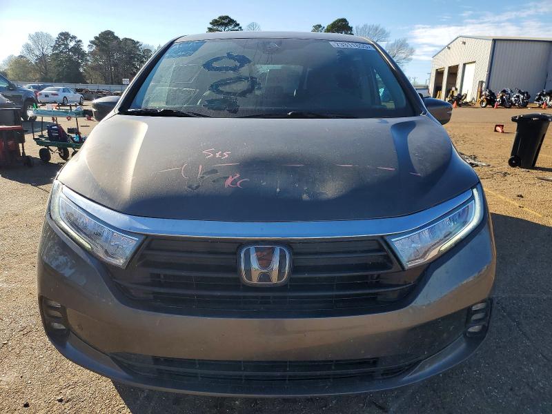 Photo 5 from auction – 2022 HONDA ODYSSEY TO with VIN 5FNRL6H87NB067781